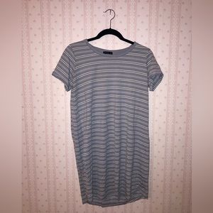 Pretty blue dress from Cotton On! Size small